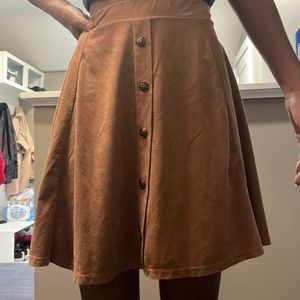 Soft caramel brown wavy skirt.